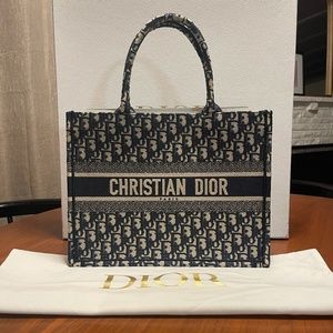 MEDIUM Dior Book Tote